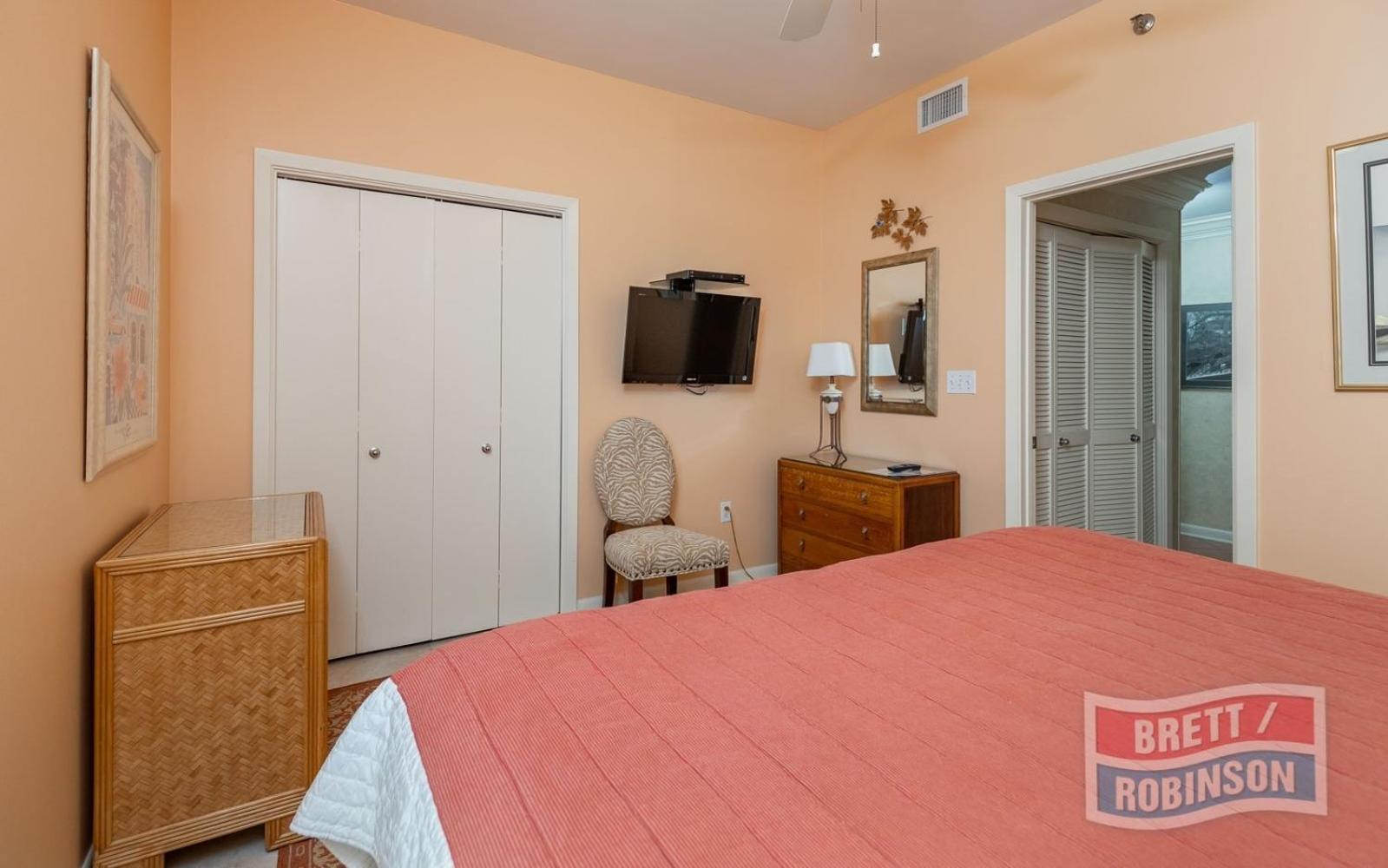 Phoenix East 2 By Brett Robinson Vacations Orange Beach Room photo