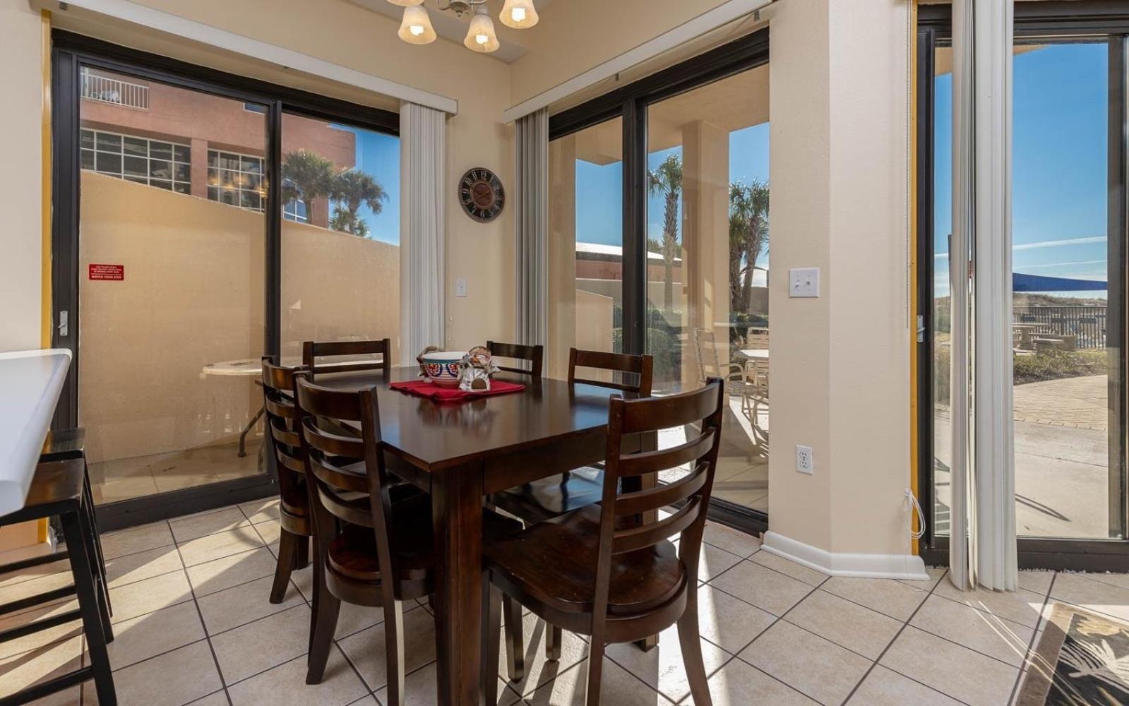 Phoenix East 2 By Brett Robinson Vacations Orange Beach Room photo