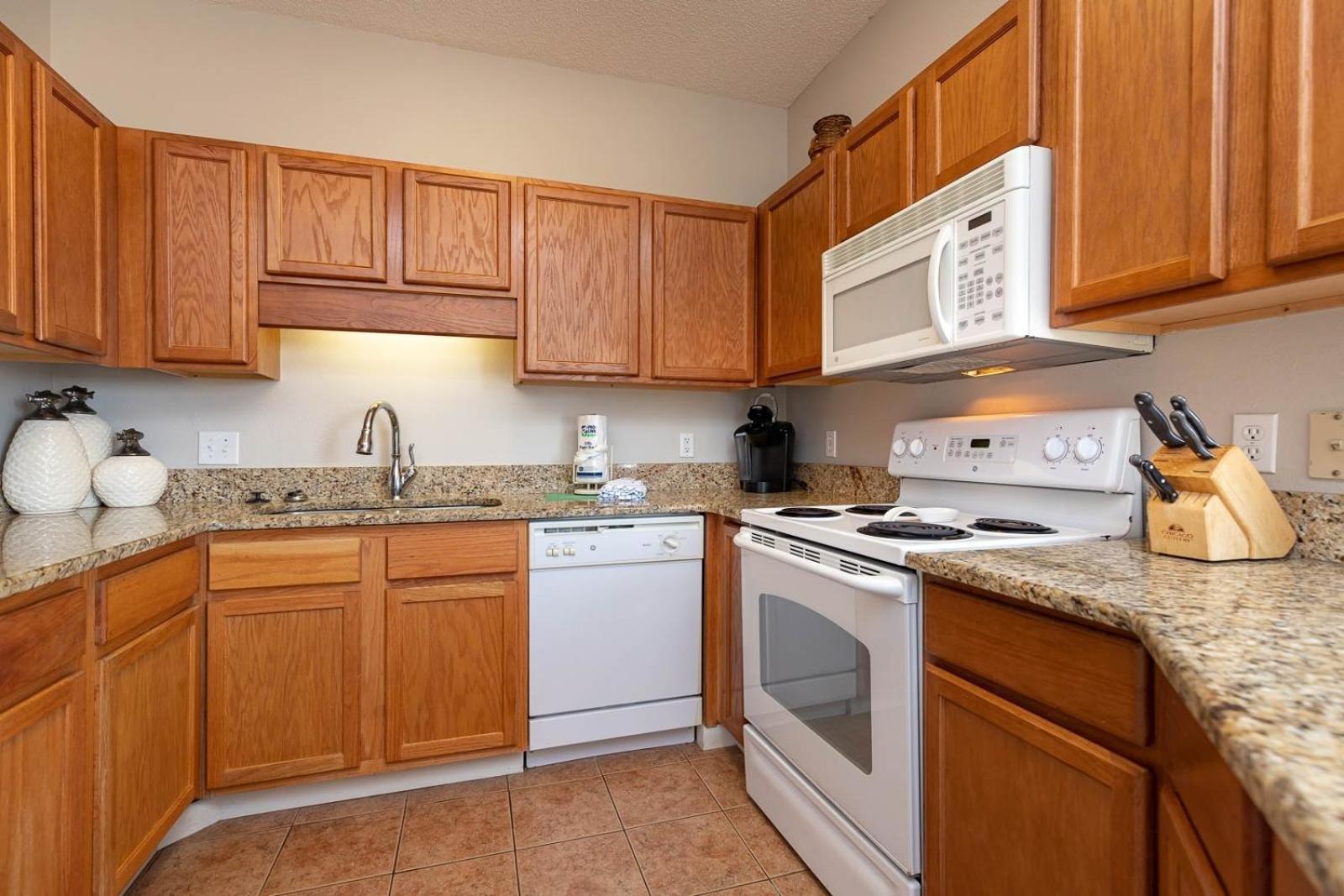 Phoenix East 2 By Brett Robinson Vacations Orange Beach Room photo